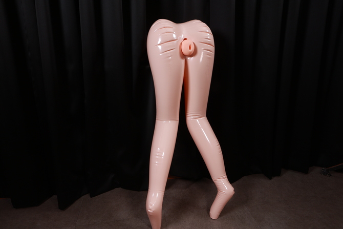 壁尻エアドール 内股つま先立ちver.  セット【人気オナホ「粒々肉厚ぼてヒダ名器の彼女とロール●ロイス性交」付き！】 商品説明画像2