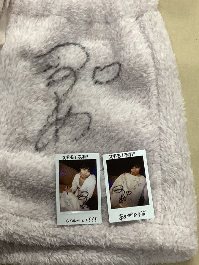 【本物1点物！サイン入り生写真付き！】本人直筆サイン入り スキモノラボ番組収録時着用コスチューム！水野ろあ　スウィーツベアールームウエアー 商品説明画像5