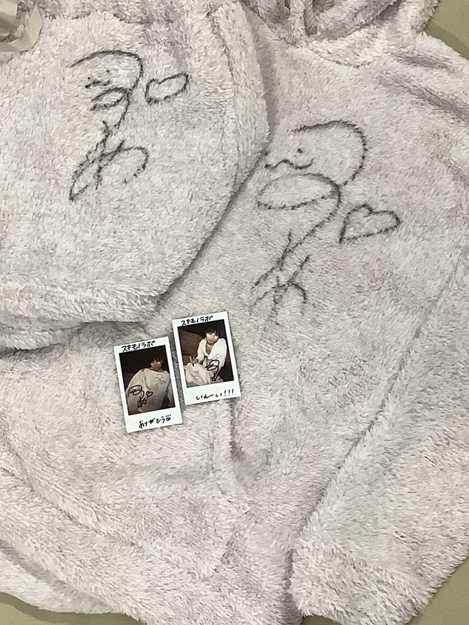【本物1点物！サイン入り生写真付き！】本人直筆サイン入り スキモノラボ番組収録時着用コスチューム！水野ろあ　スウィーツベアールームウエアー 商品説明画像3