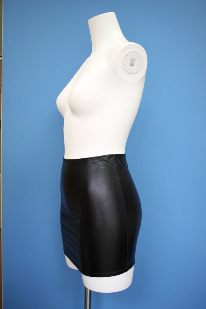 光沢ストレッチタイトスカート おとこの娘用3L　TMT-625 商品説明画像3